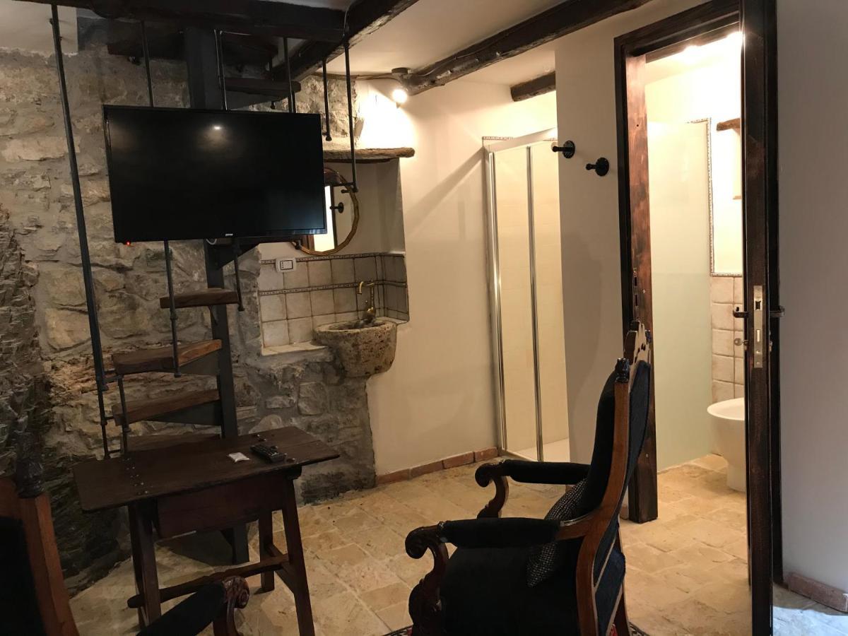 Borgo Manca Suite Sasso di Castalda Zewnętrze zdjęcie