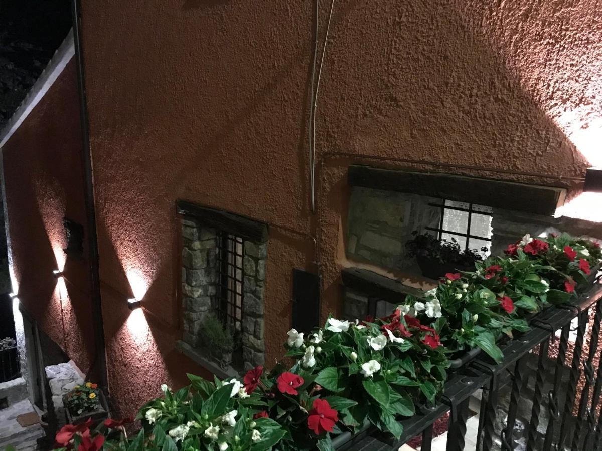 Borgo Manca Suite Sasso di Castalda Zewnętrze zdjęcie