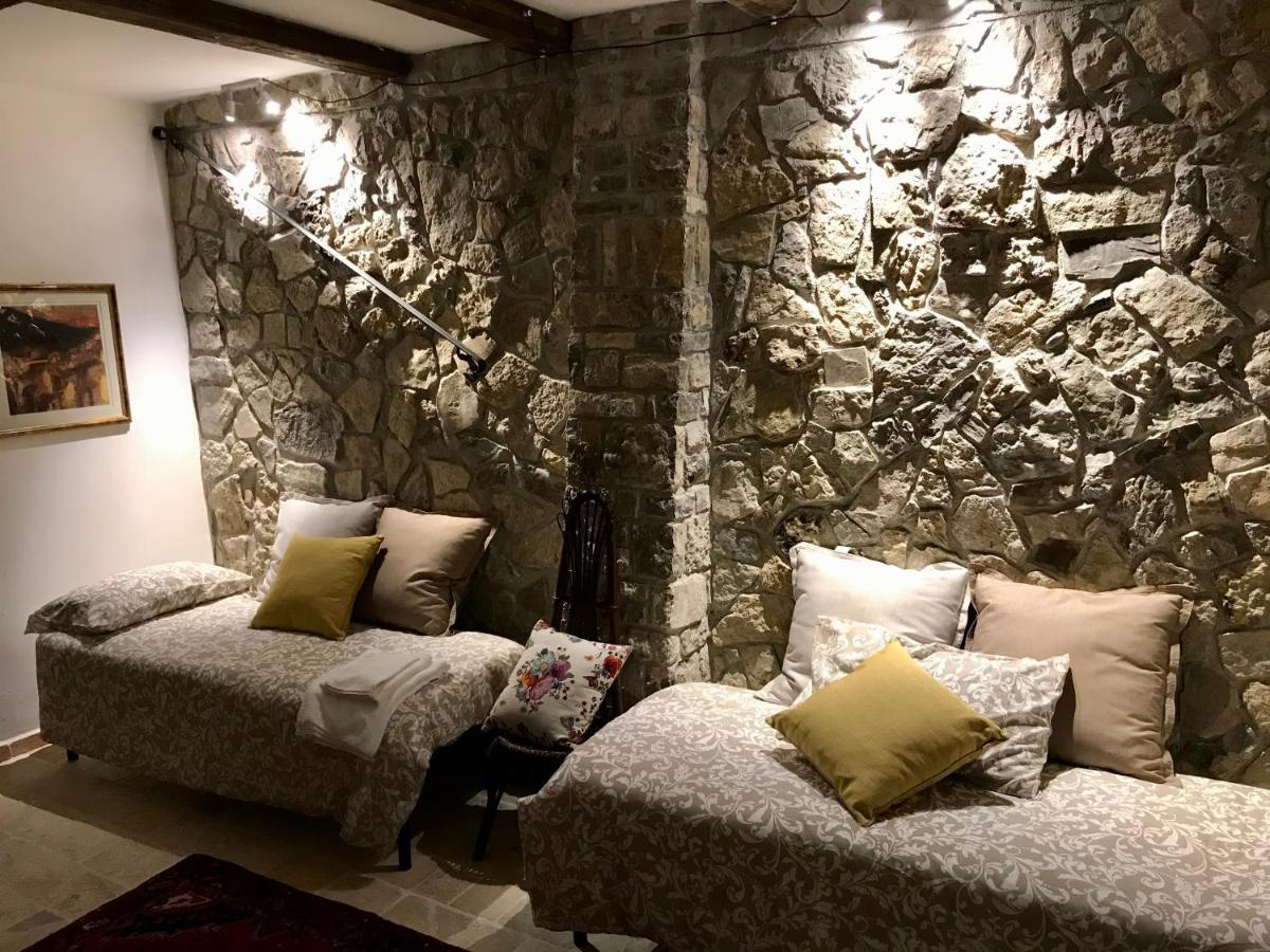 Borgo Manca Suite Sasso di Castalda Zewnętrze zdjęcie