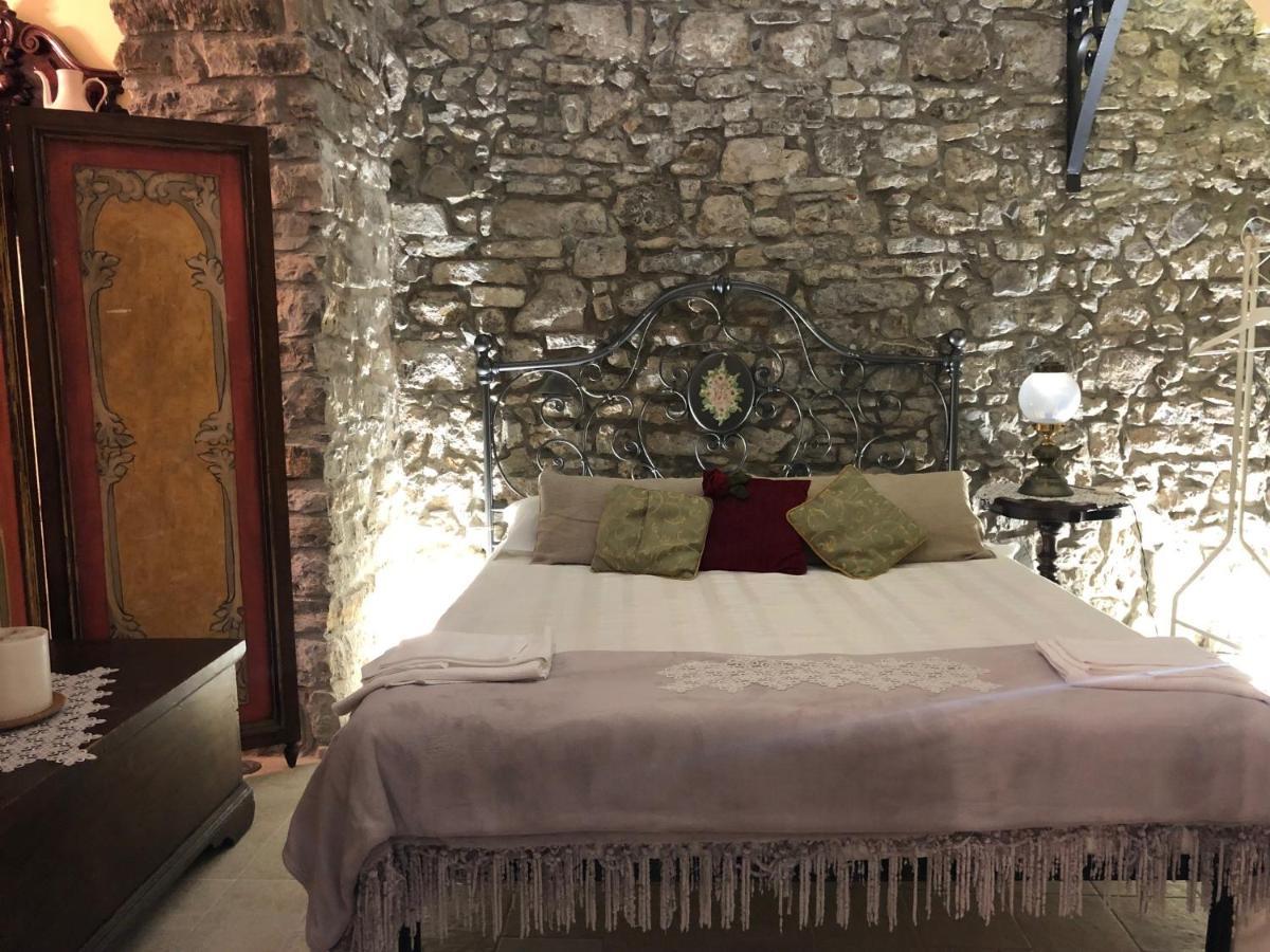 Borgo Manca Suite Sasso di Castalda Zewnętrze zdjęcie